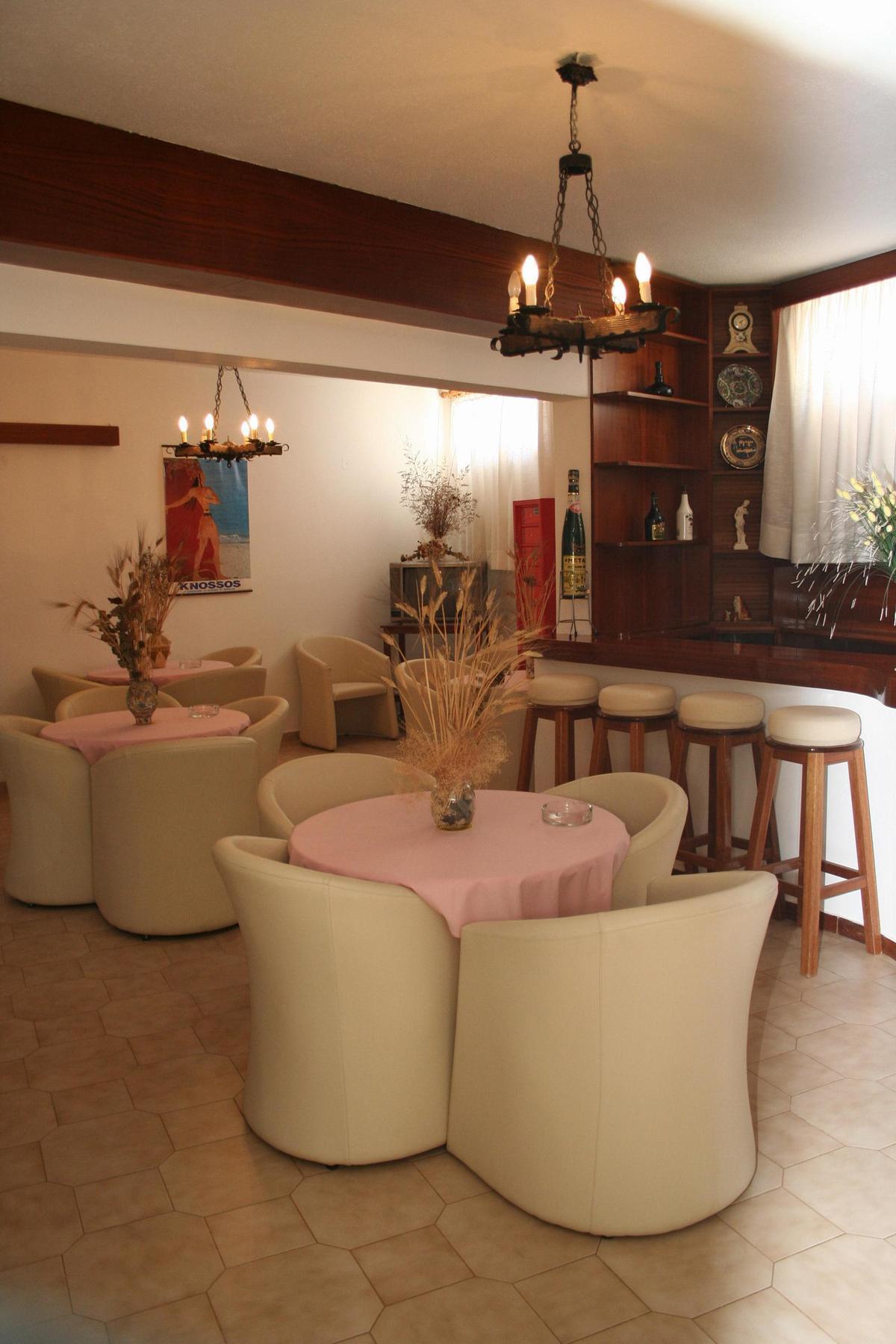 Lovely Holidays Hotel Херсониссос Экстерьер фото